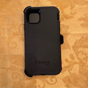 OtterBox Defender case for iPhone 11 Pro Max NEW